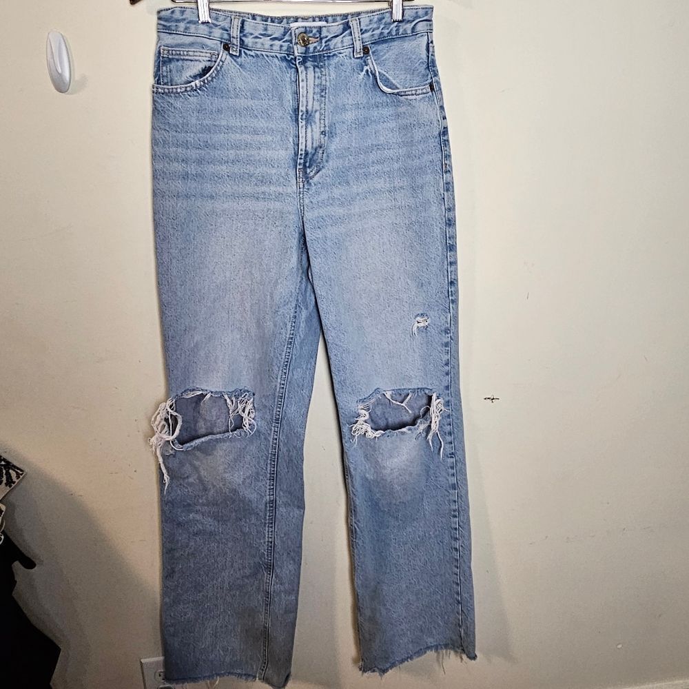 Zara Distressed Straight Leg High Waisted Women’s Size 8 Raw Hem Blue Jeans